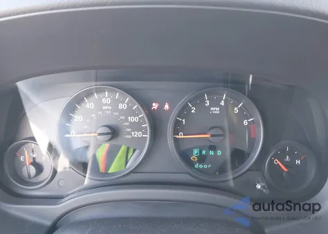 2013 Jeep Compass Sport z USA, uszkodzony, nr VIN 1C4NJCBAXDD272791